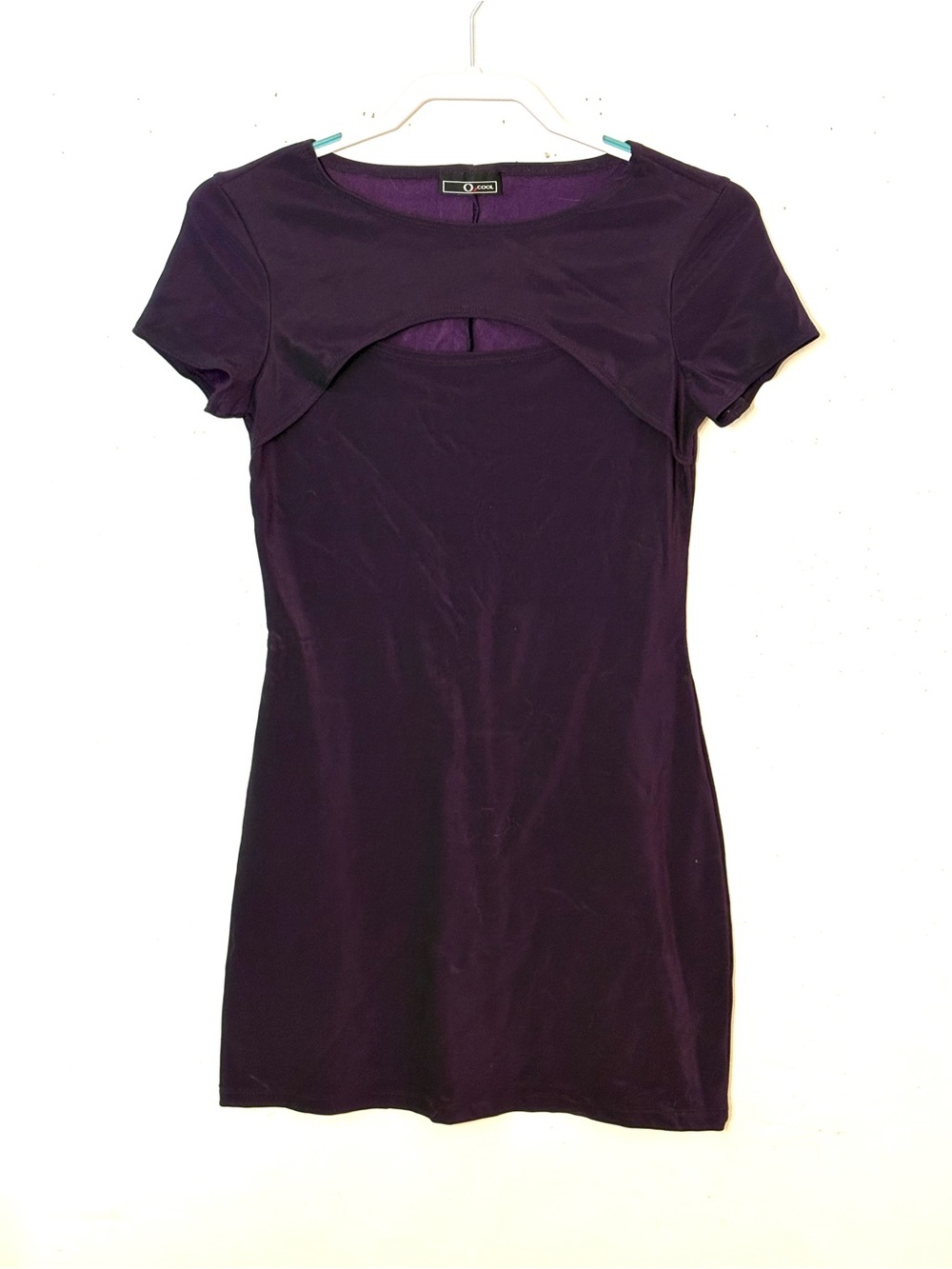 O2COOL Vintage Purple Peek-a-Boo Cutout Short Sleeve Dress. Size M. EUC.